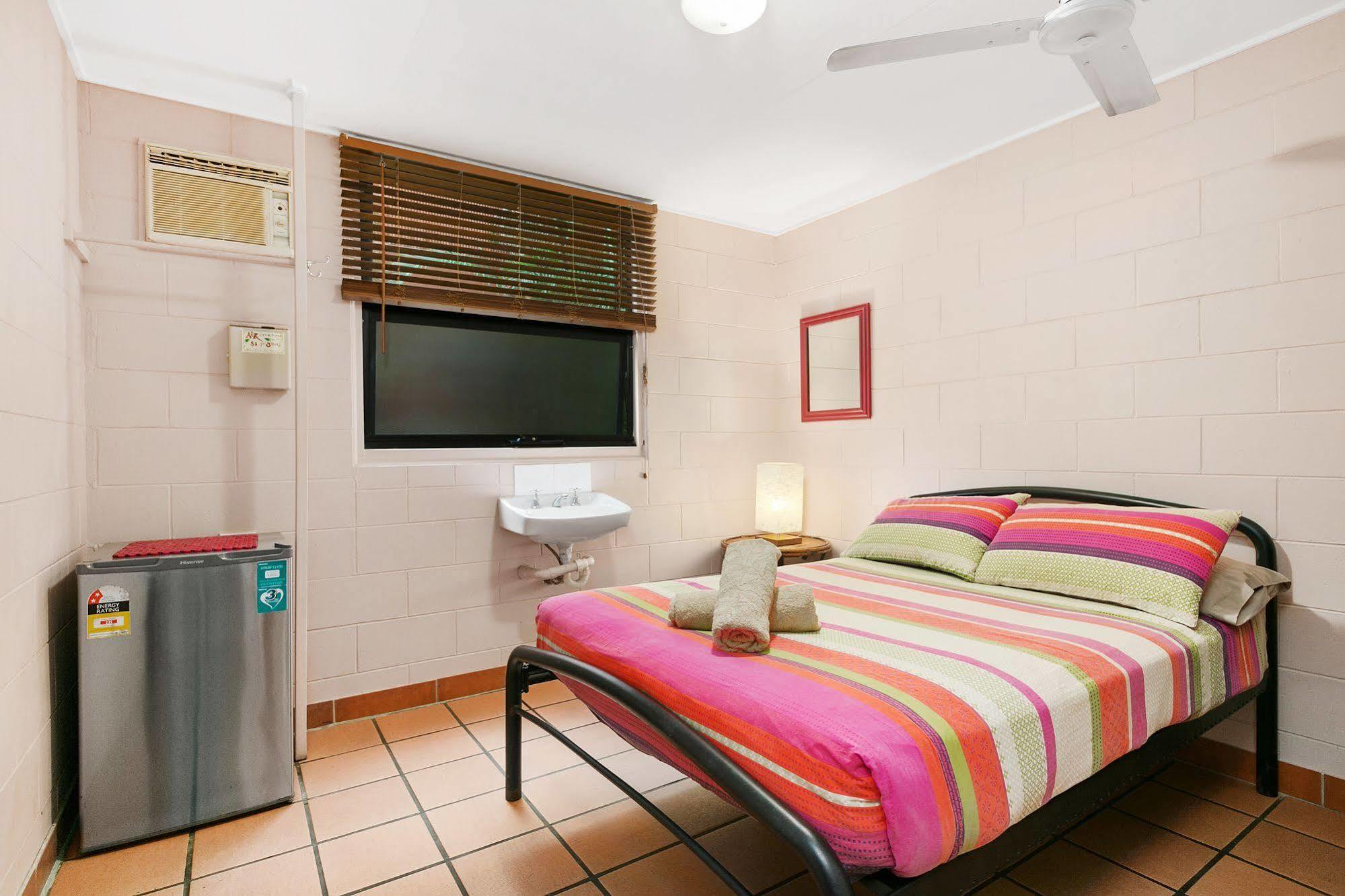 Hostel Dreamtime Travellers Rest Cairns Exterior foto
